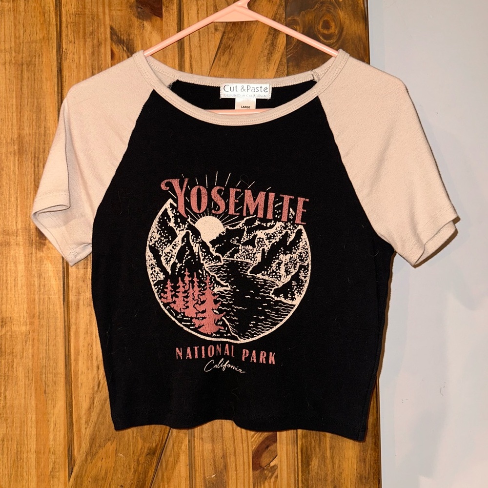 Cut & Paste Yosemite Graphic Crop Top - Black and Cream
